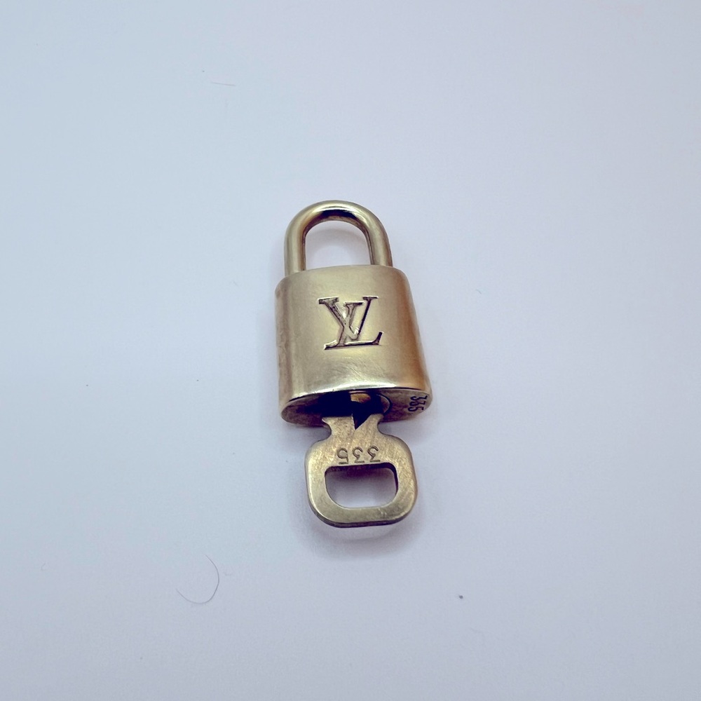 Louis Vuitton lock and key